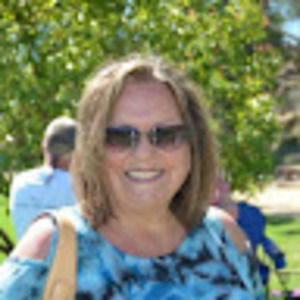 Meet your Posher, Debbie